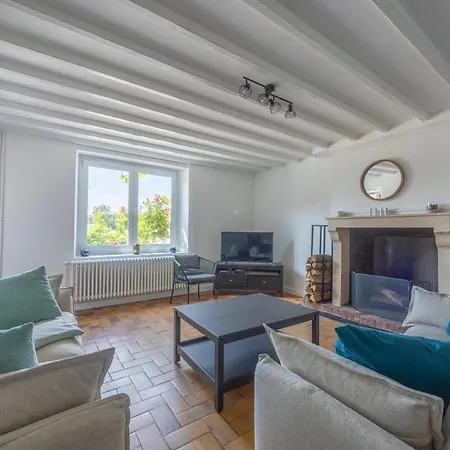 Parking & Large Garden Ferienhaus Mandeville-en-Bessin