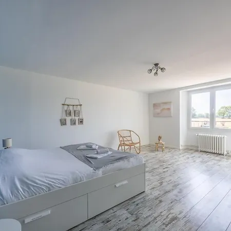 Ferienhaus Parking & Large Garden