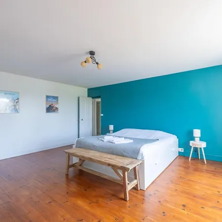 Private Parking & Large Garden * Mandeville-en-Bessin