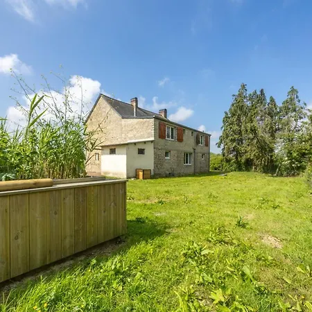 Parking & Large Garden Casa vacanze *