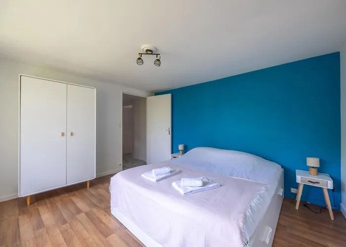 Private Parking & Large Garden Mandeville-en-Bessin