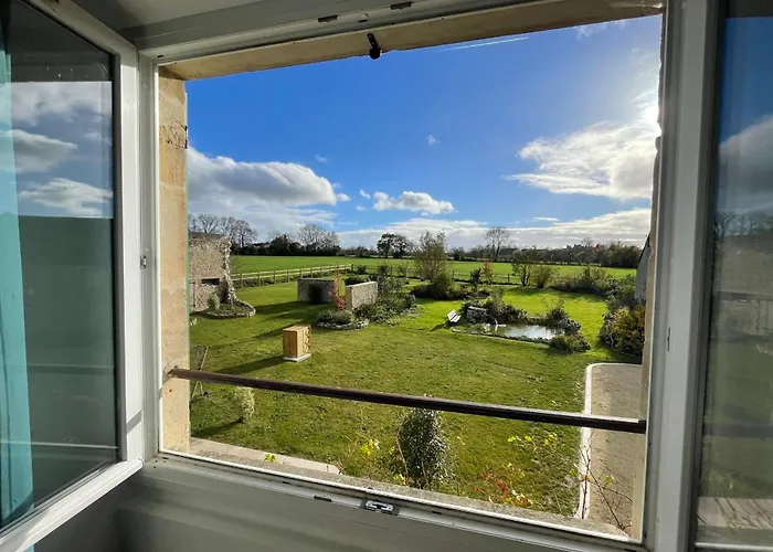 Private Parking & Large Garden *