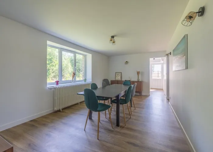 Family House, Garden, Peaceful Stay - Omaha Beach * Mandeville-en-Bessin